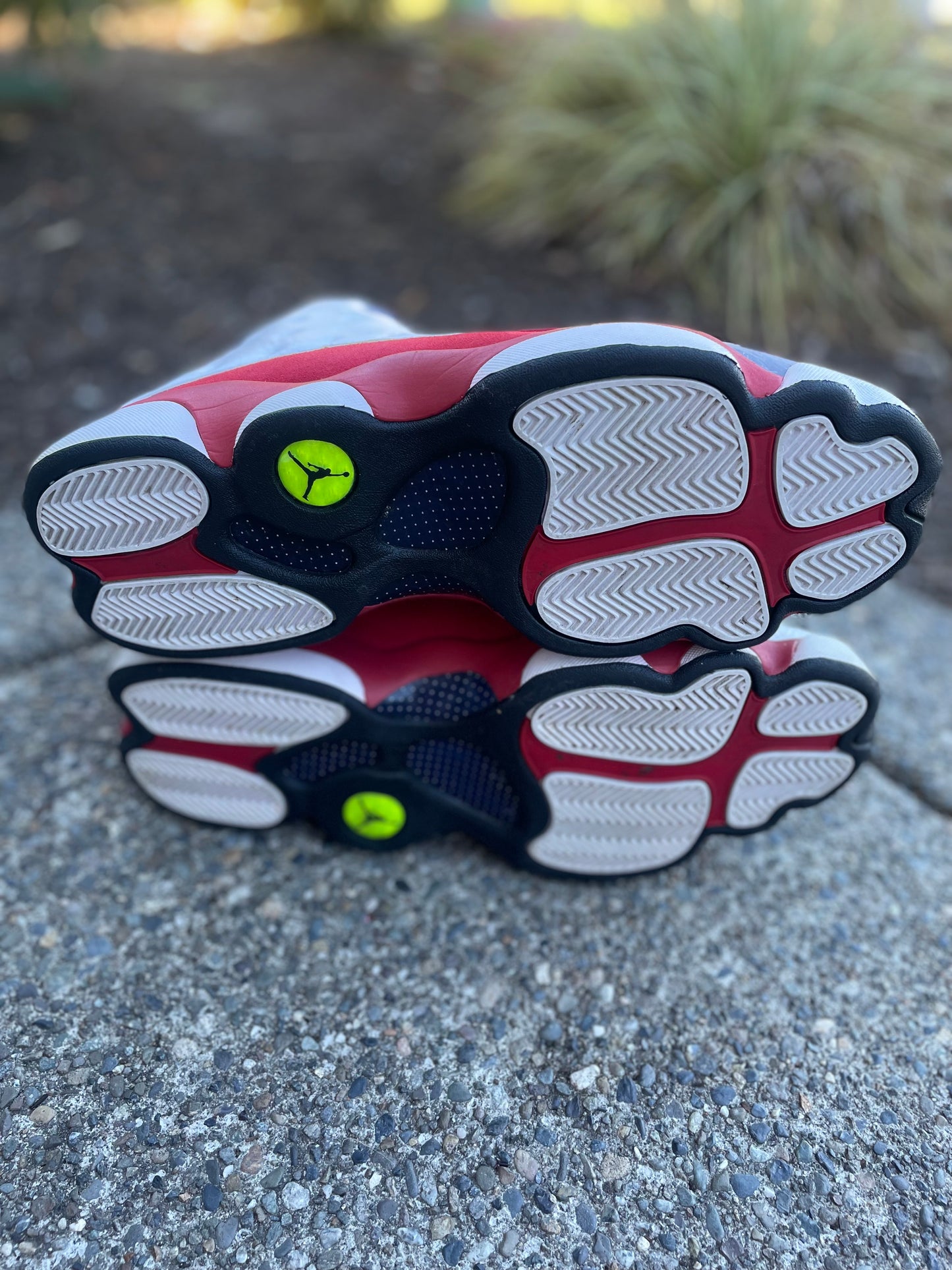 414571-126 Pre owned 2014 Jordan 13 “grey toe” size 13