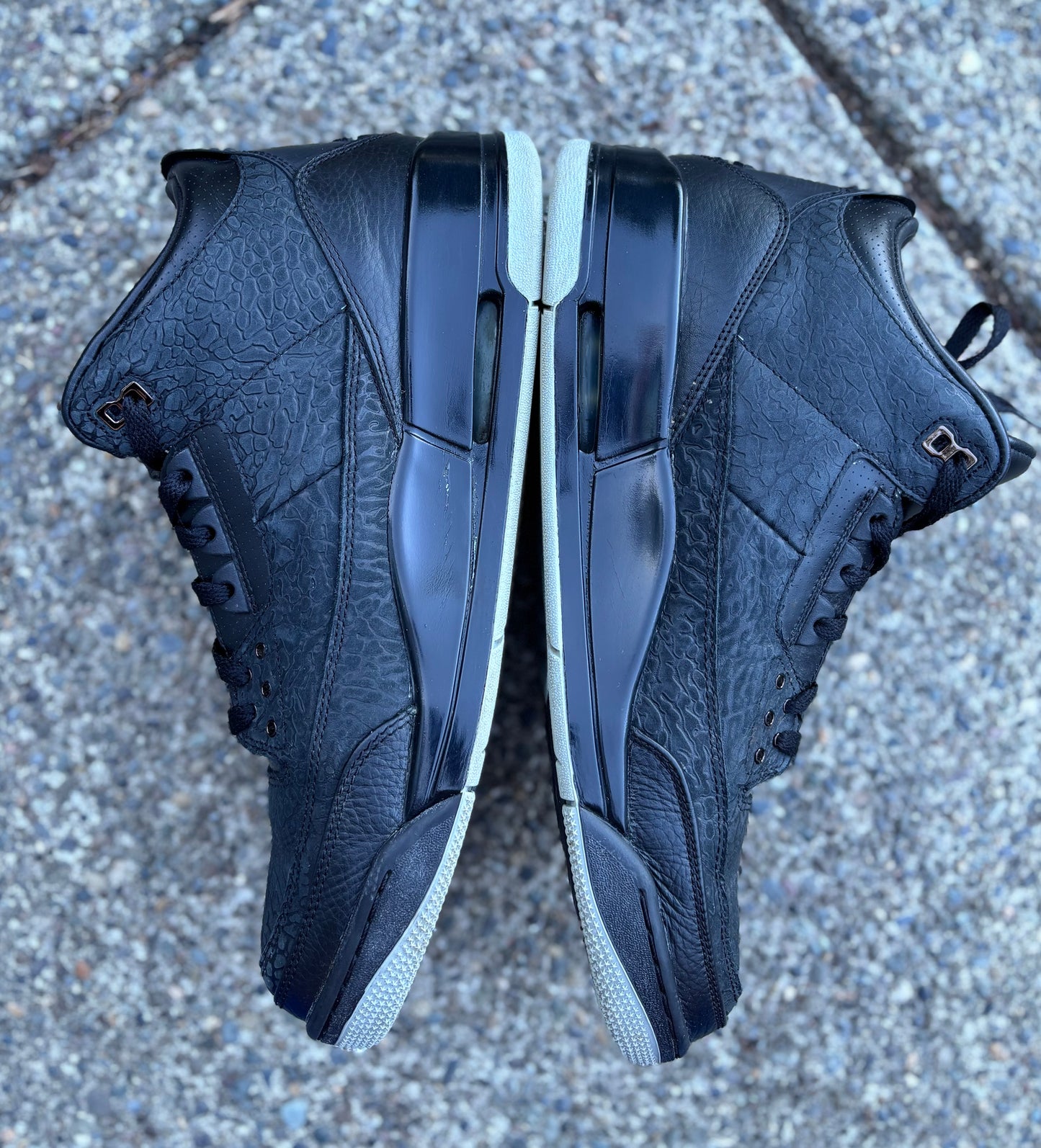 315767-001 Pre owned Jordan 3 retro black silver flip 3 size 13 no box