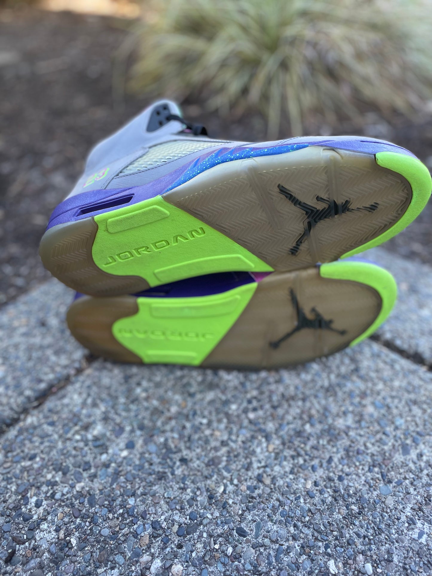 621958-090- Pre owned 2013 Jordan 5 Belair size 13 with box