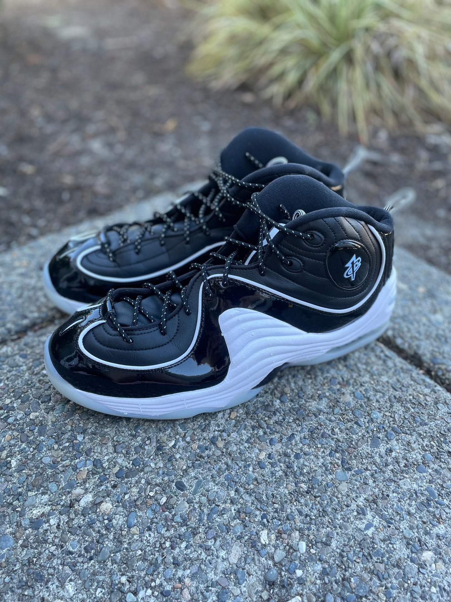 DV0817-001 Pre owned Nike Penny 2 black patent size 14 no box