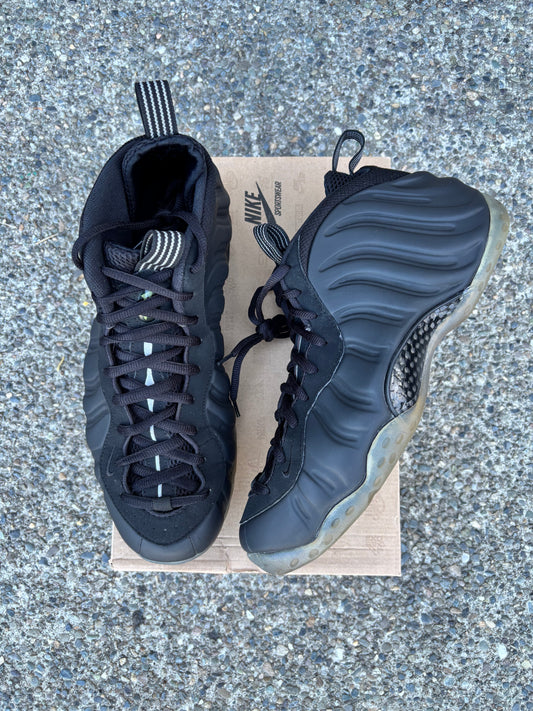 Pre owned 2012 Nike Foamposite one black “stealth” size 13 with box -314996-010