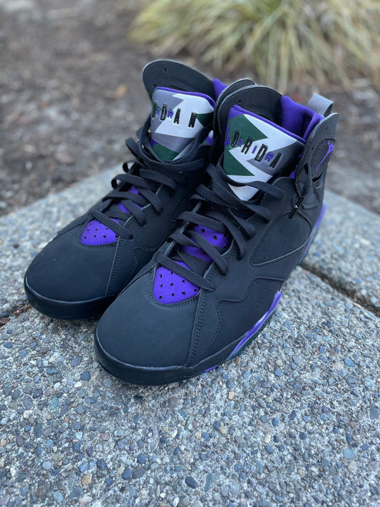 304775-503 -Pre owned Jordan 7 retro Ray Allen Bucks size 13 no box