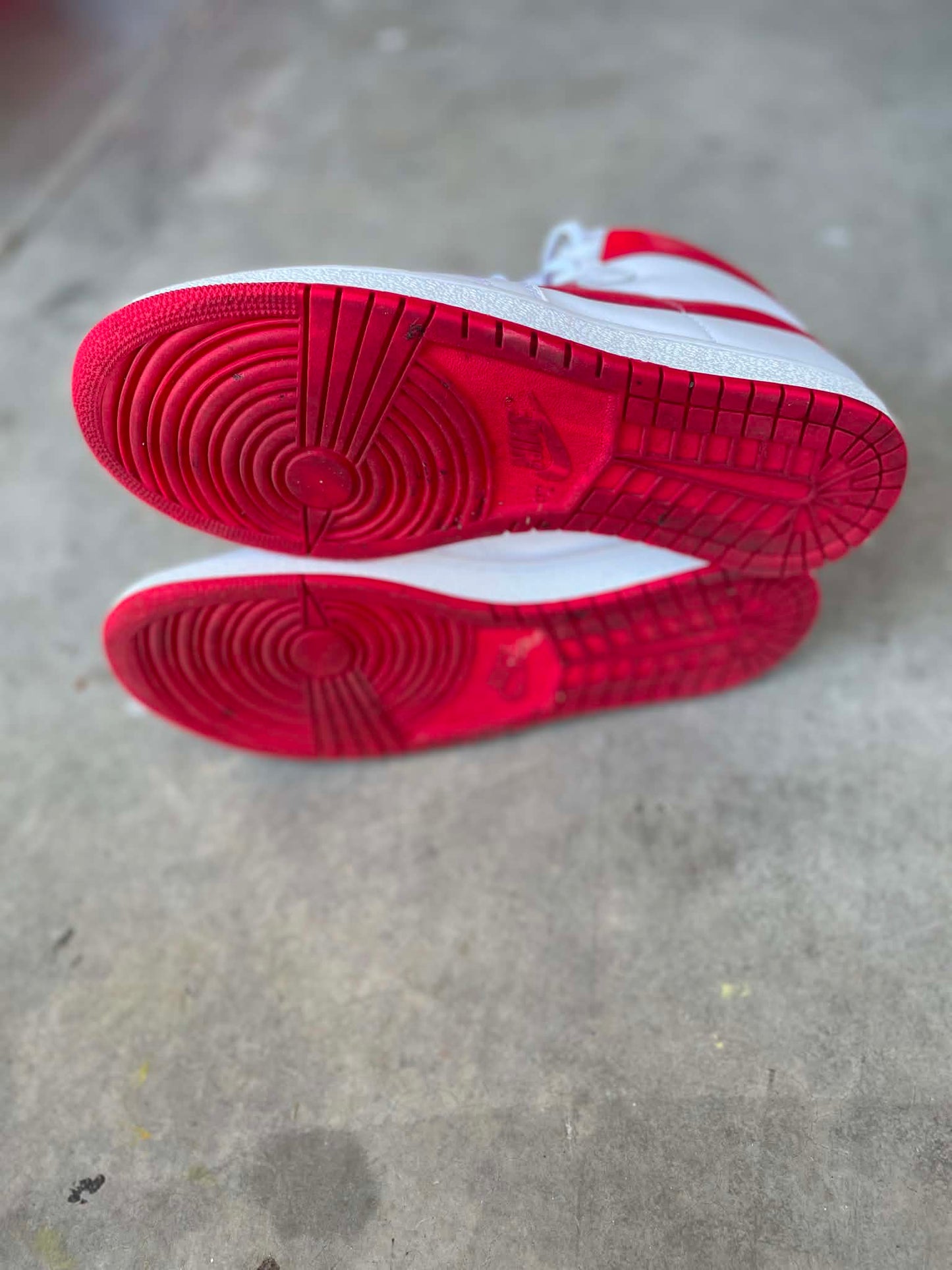 Pre owned red Nike air ship “New beginning pack promo sample” mens size 11.5 no box -