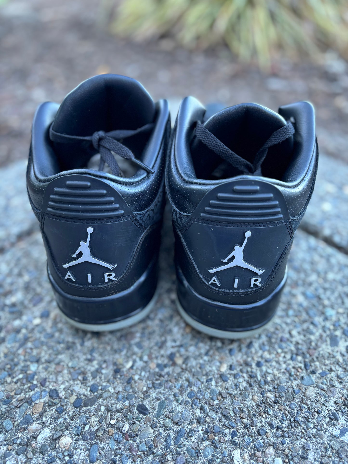 315767-001 Pre owned Jordan 3 retro black silver flip 3 size 13 no box