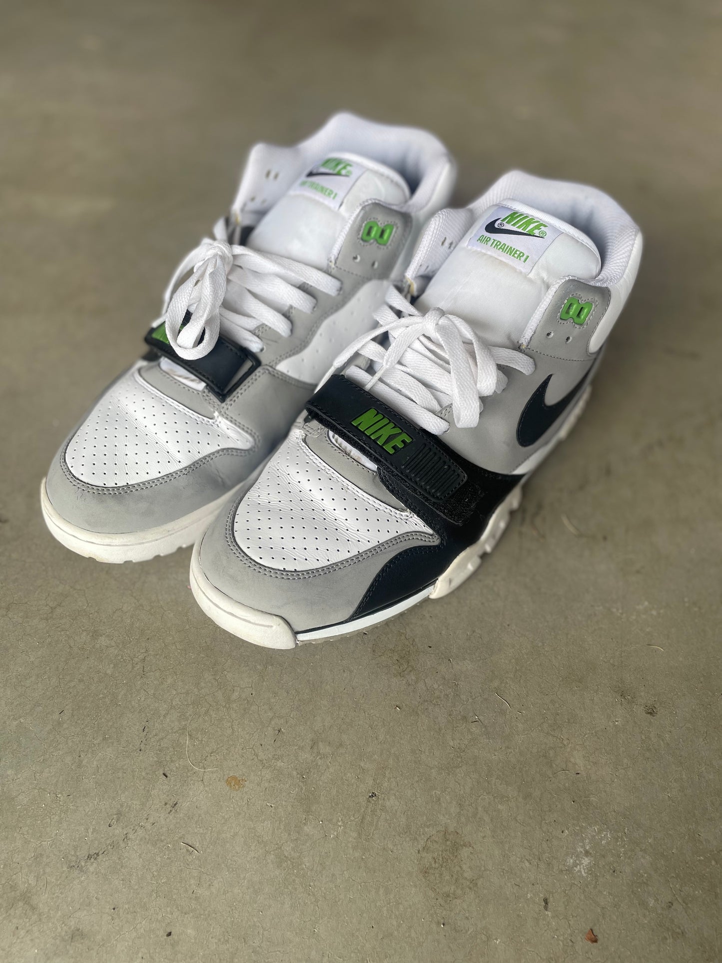 Pre owned Nike trainer 1 “Chlorphyl” sample men’s size 12 no box -