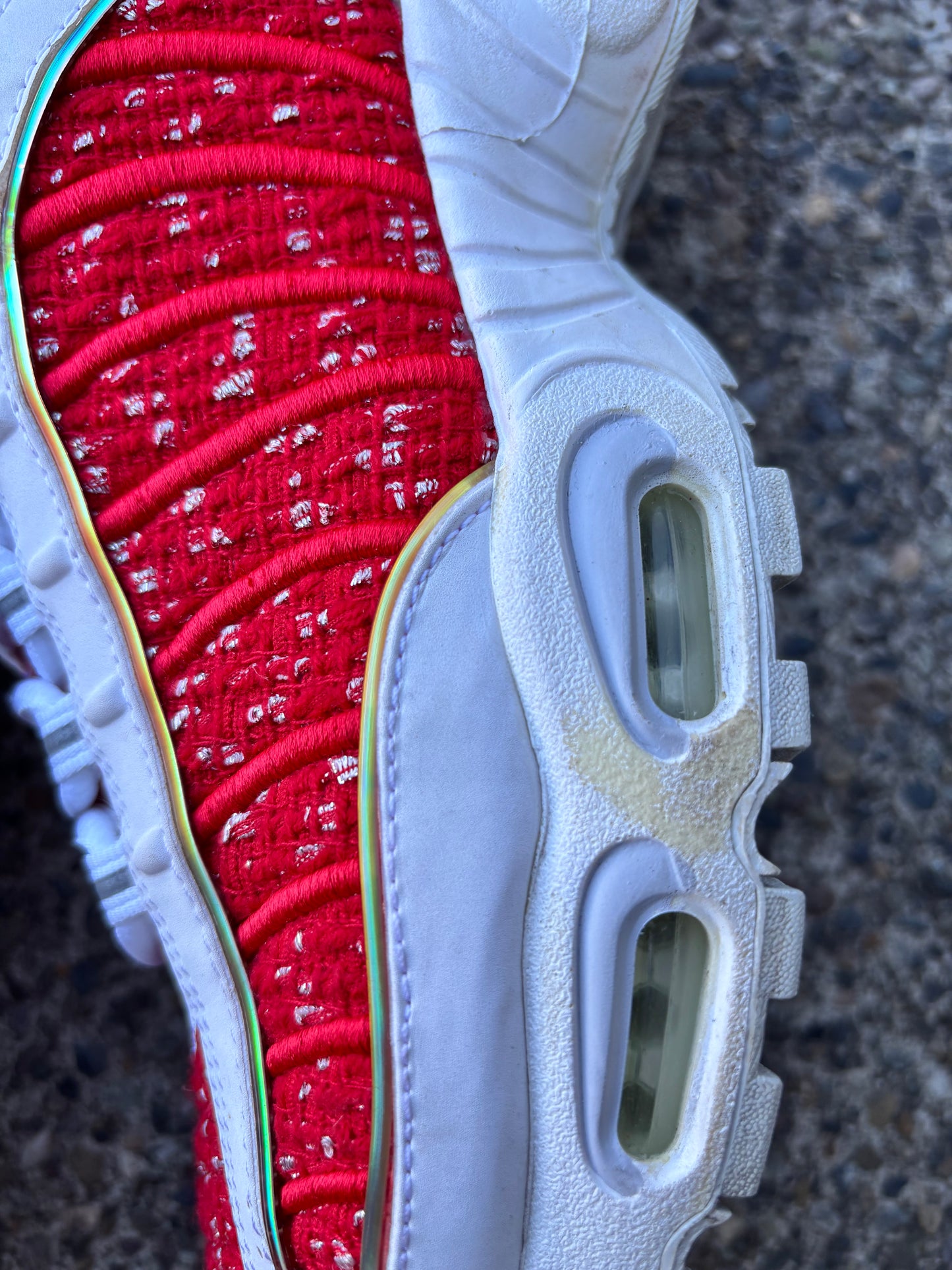 Pre owned 2019 Nike supreme air max tailwind 4 university red size 12.5 no box-AT3854-100