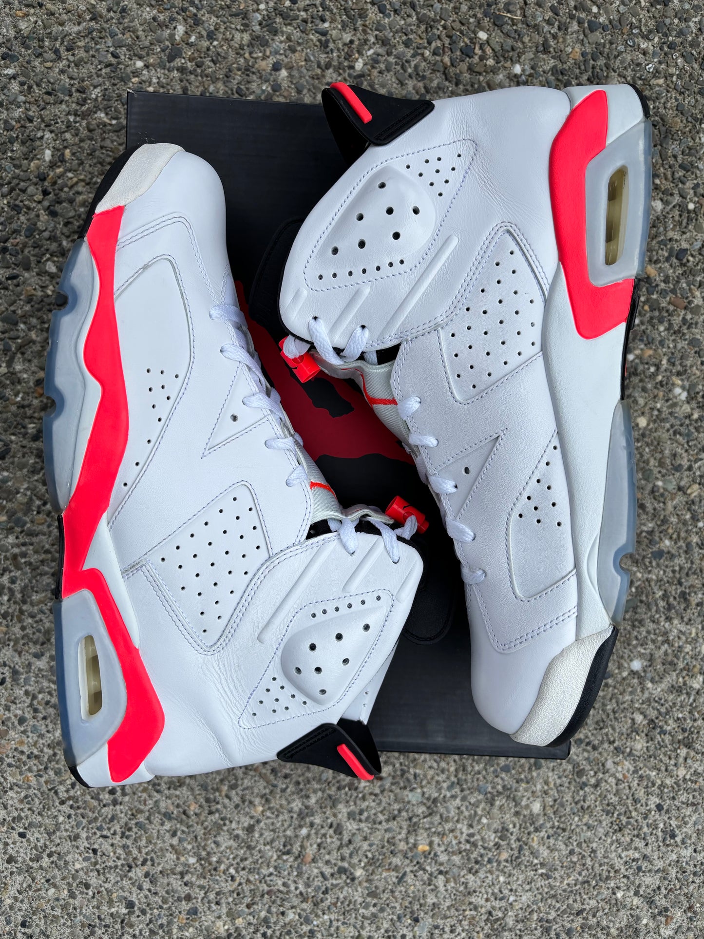 Pre owned 2014 Jordan 6 white Infrared size 14 with box-384664-123