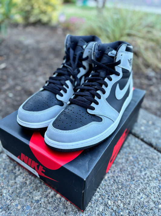 555088-035 -Pre owned Jordan 1 Shadow retro 2.0 size 13 with box