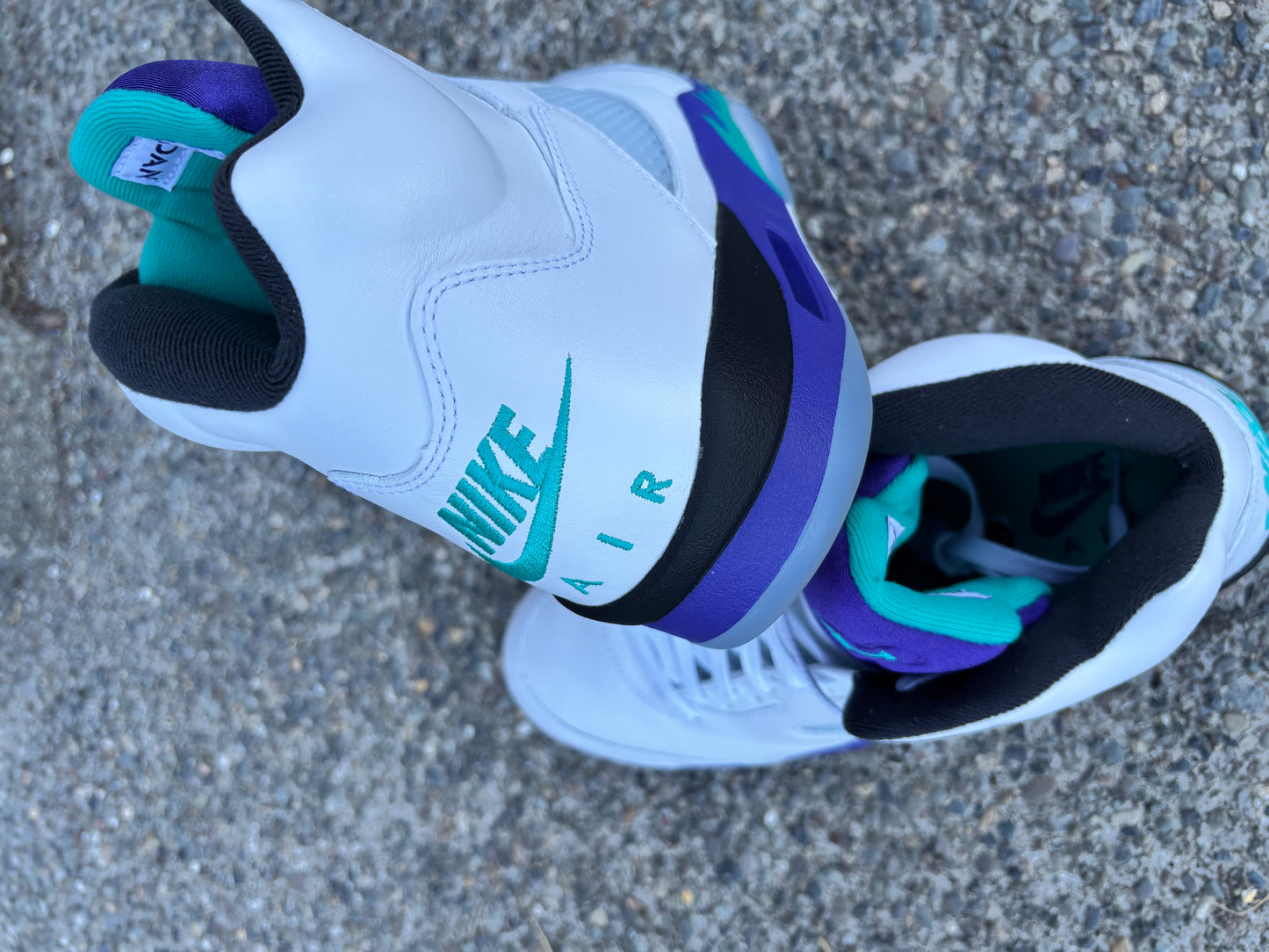Pre owned 2025 Nike Jordan 5 retro “Grape” size 13 no box-HQ7978-100