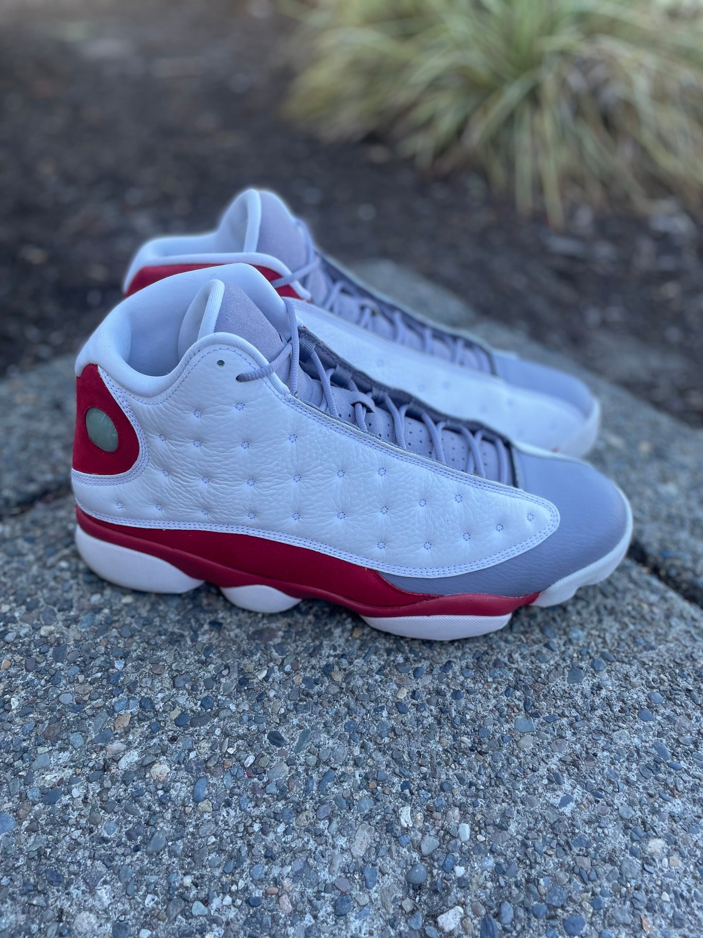 414571-126 Pre owned 2014 Jordan 13 “grey toe” size 13