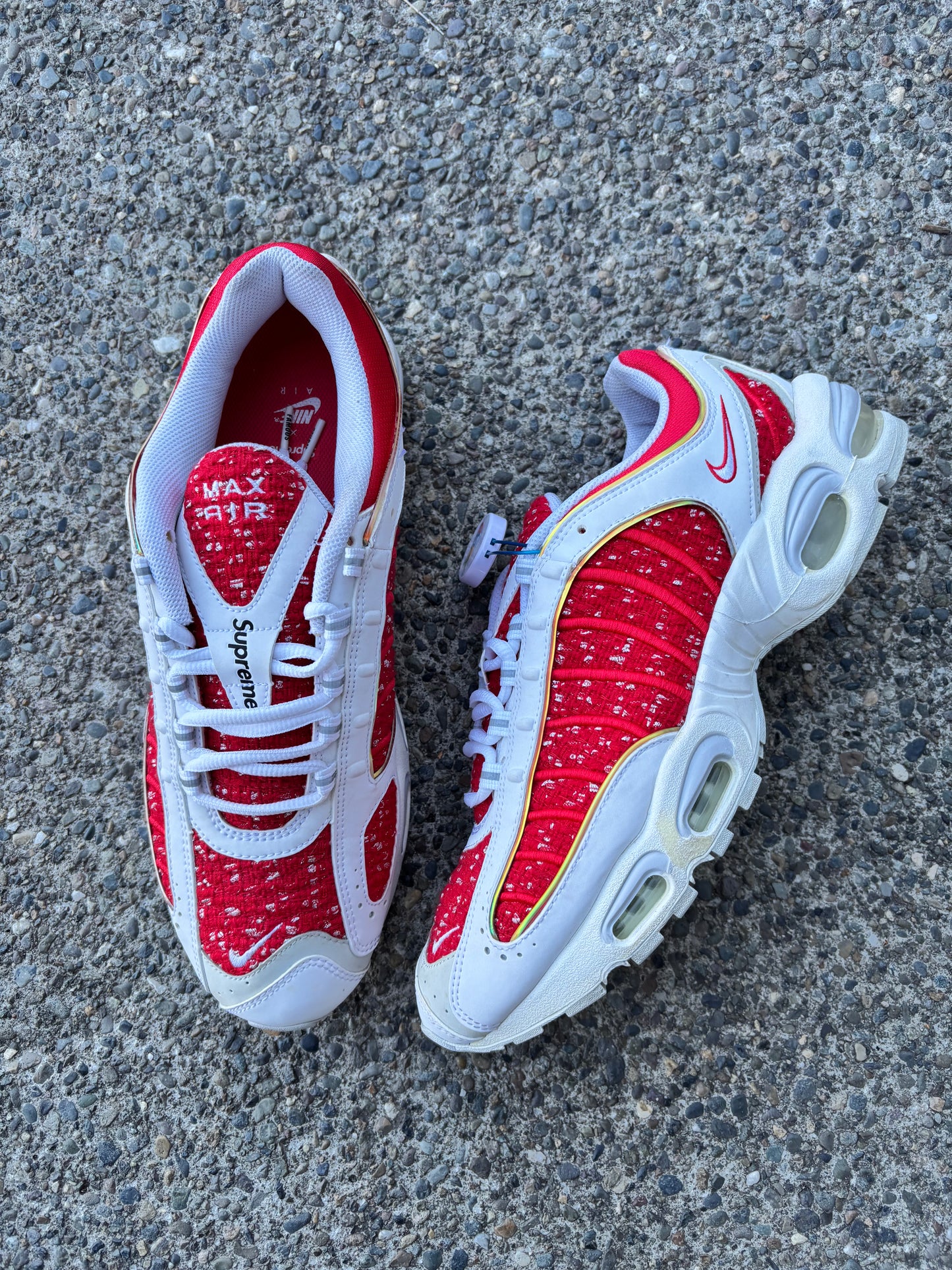 Pre owned 2019 Nike supreme air max tailwind 4 university red size 12.5 no box-AT3854-100