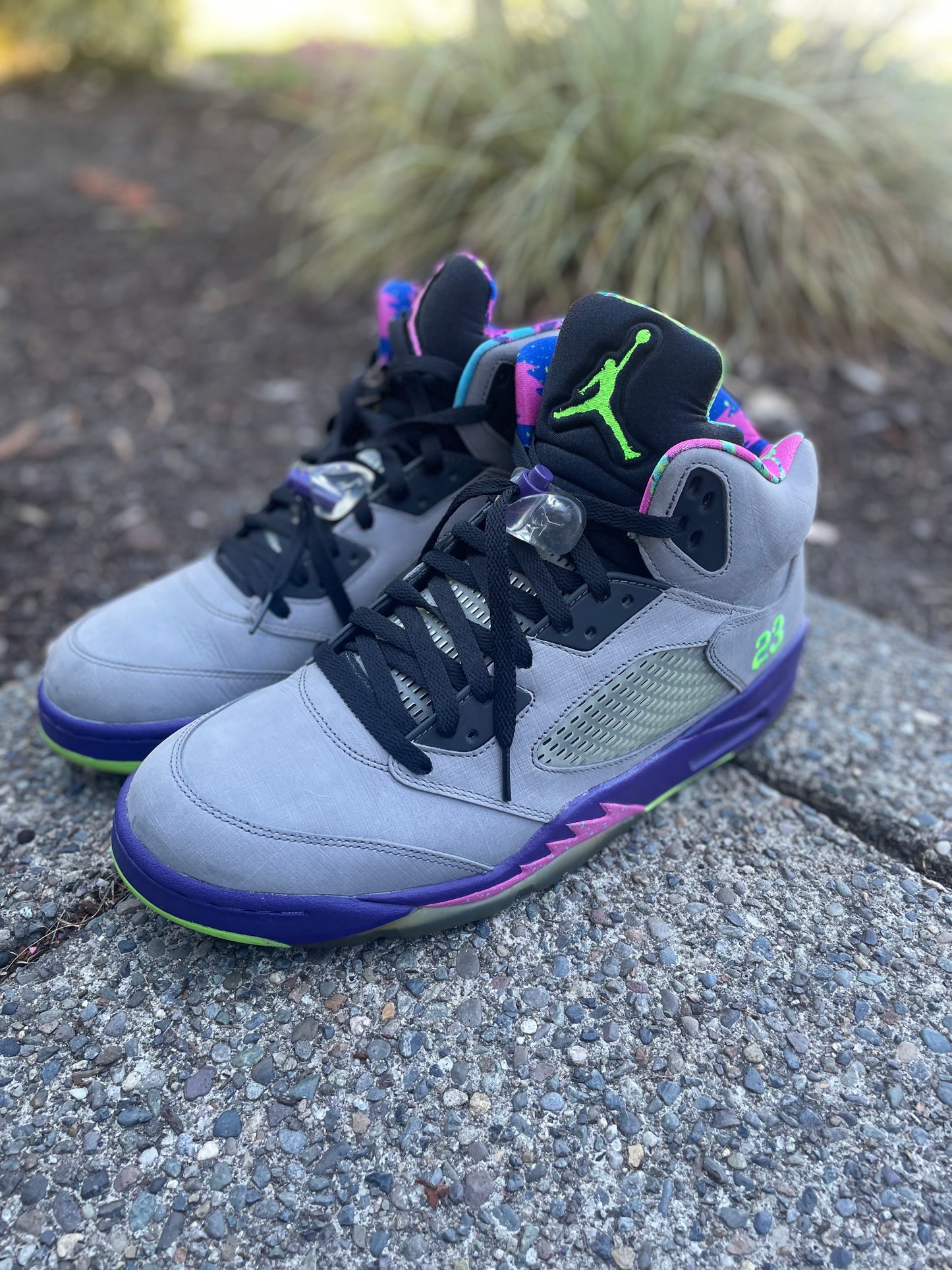 621958-090- Pre owned 2013 Jordan 5 Belair size 13 with box