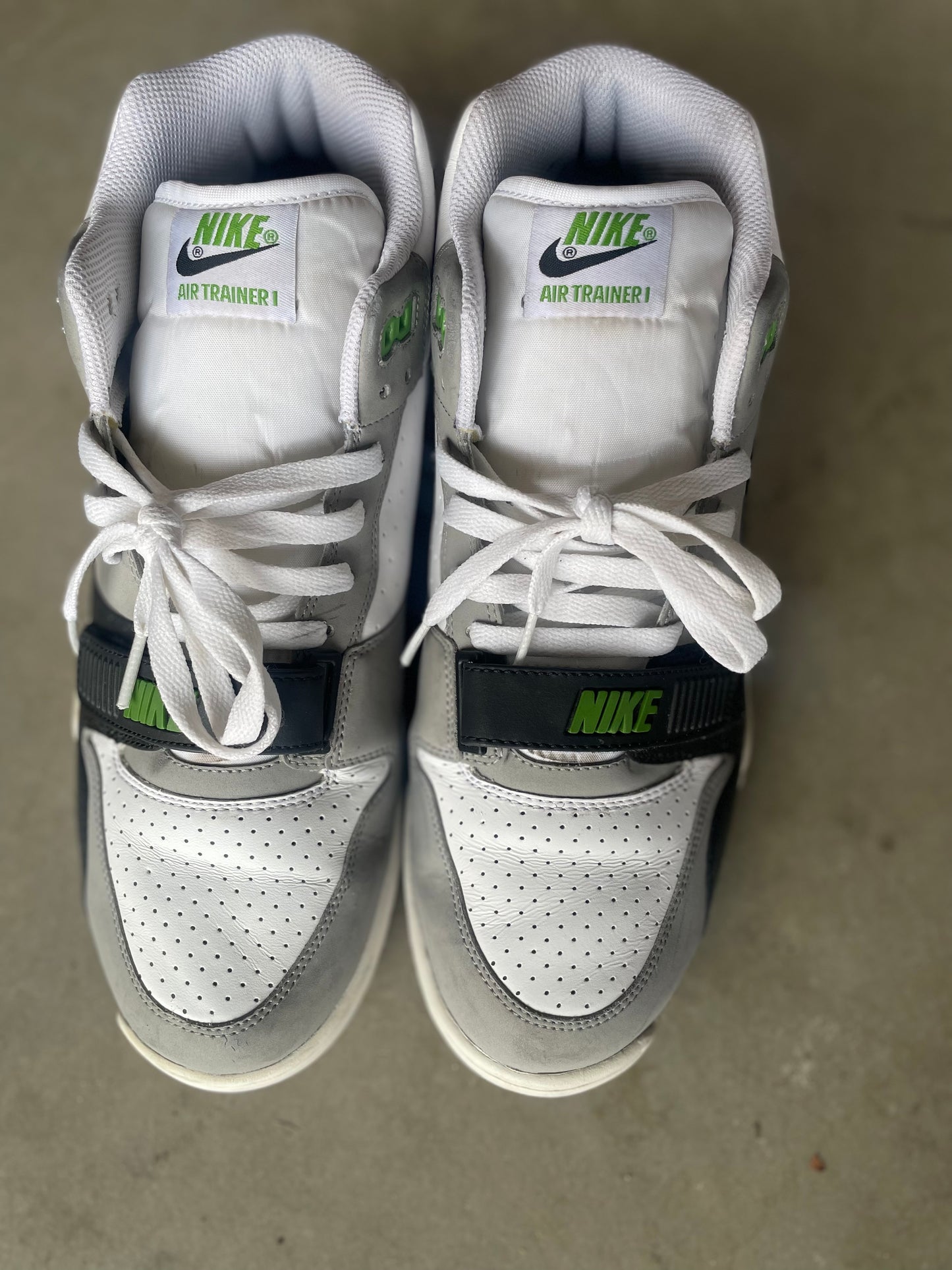 Pre owned Nike trainer 1 “Chlorphyl” sample men’s size 12 no box -
