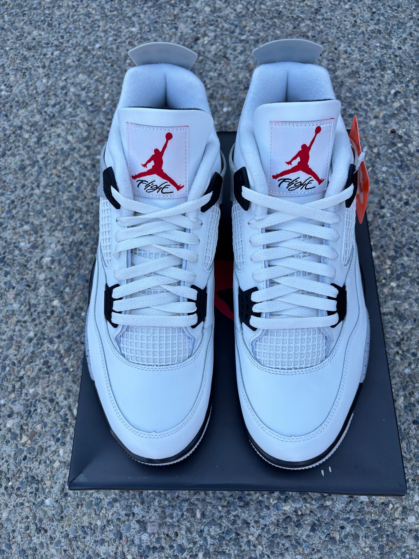 FV5029-100 New Jordan 4 retro white cement size 13 with box