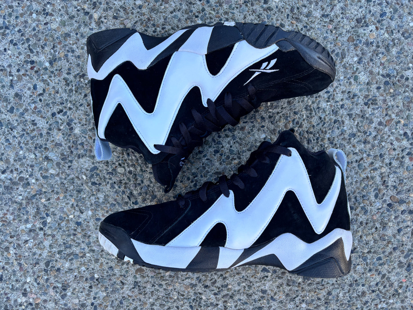 Pre Owned 2020 Reebok Kamikaze II Black White Men’s Size 12 No Box -FV2969