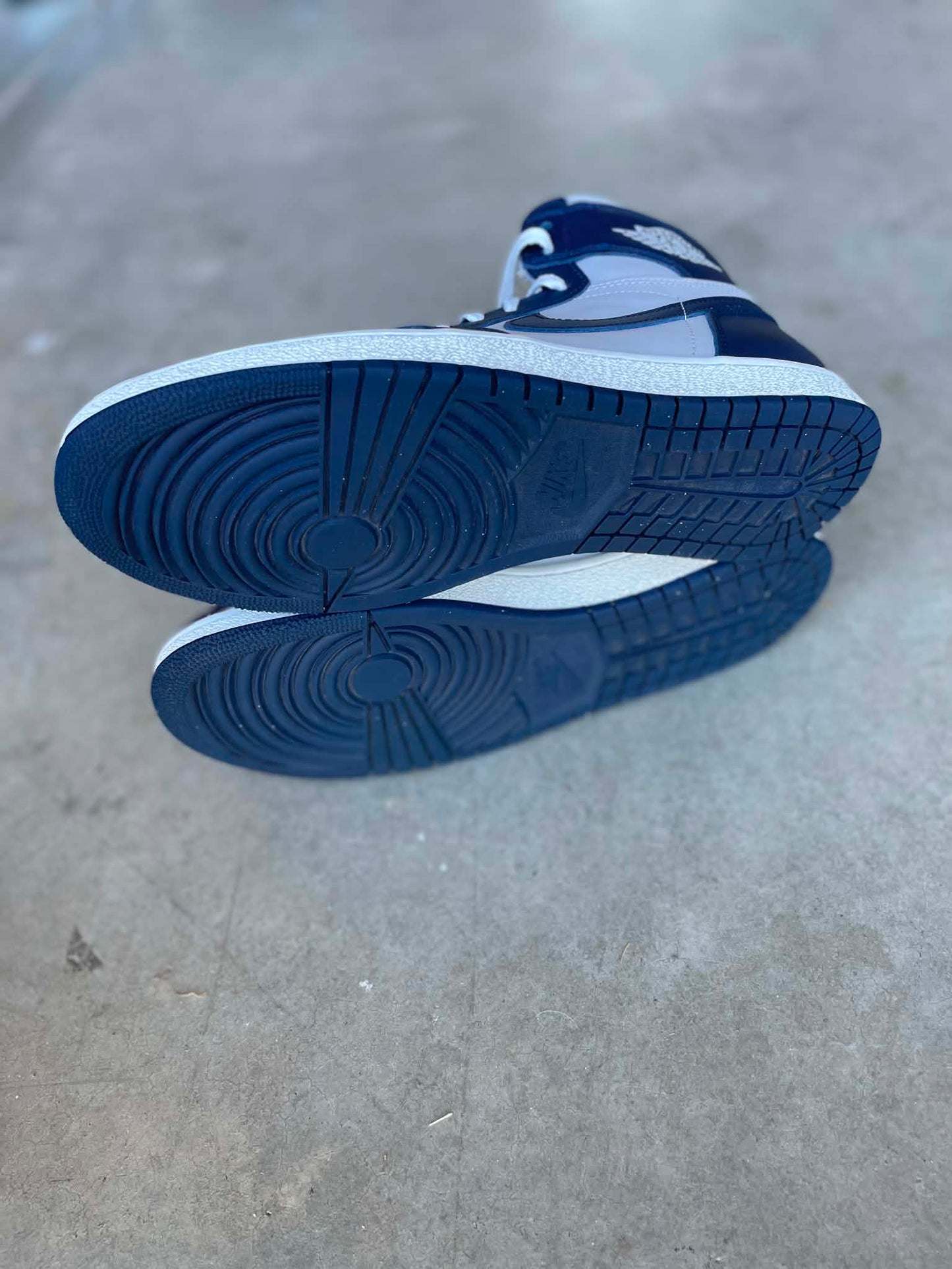Pre owned Jordan 1 high ‘85 “Georgetown” men’s size 12 no box -BQ4422-400