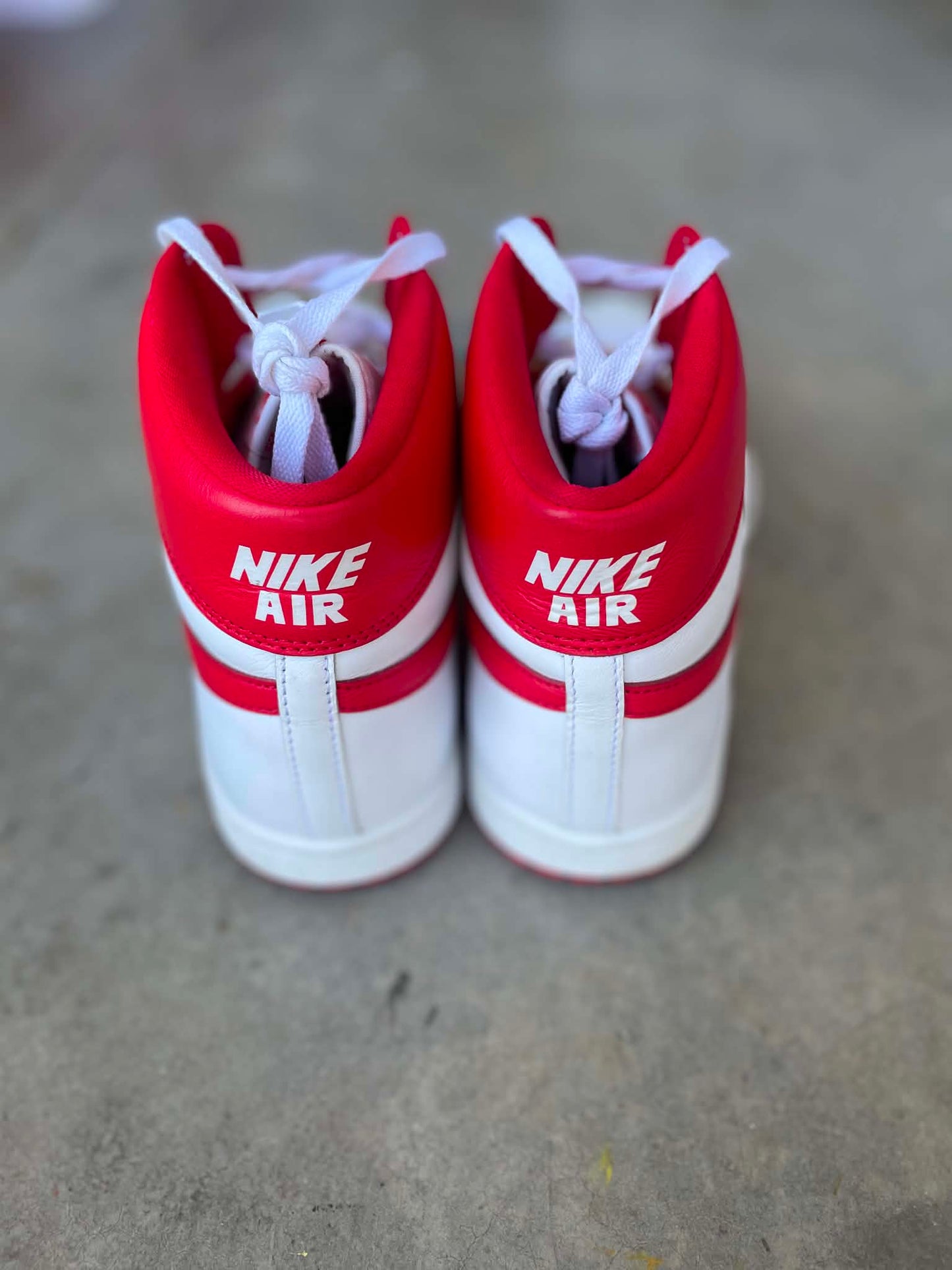 Pre owned red Nike air ship “New beginning pack promo sample” mens size 11.5 no box -