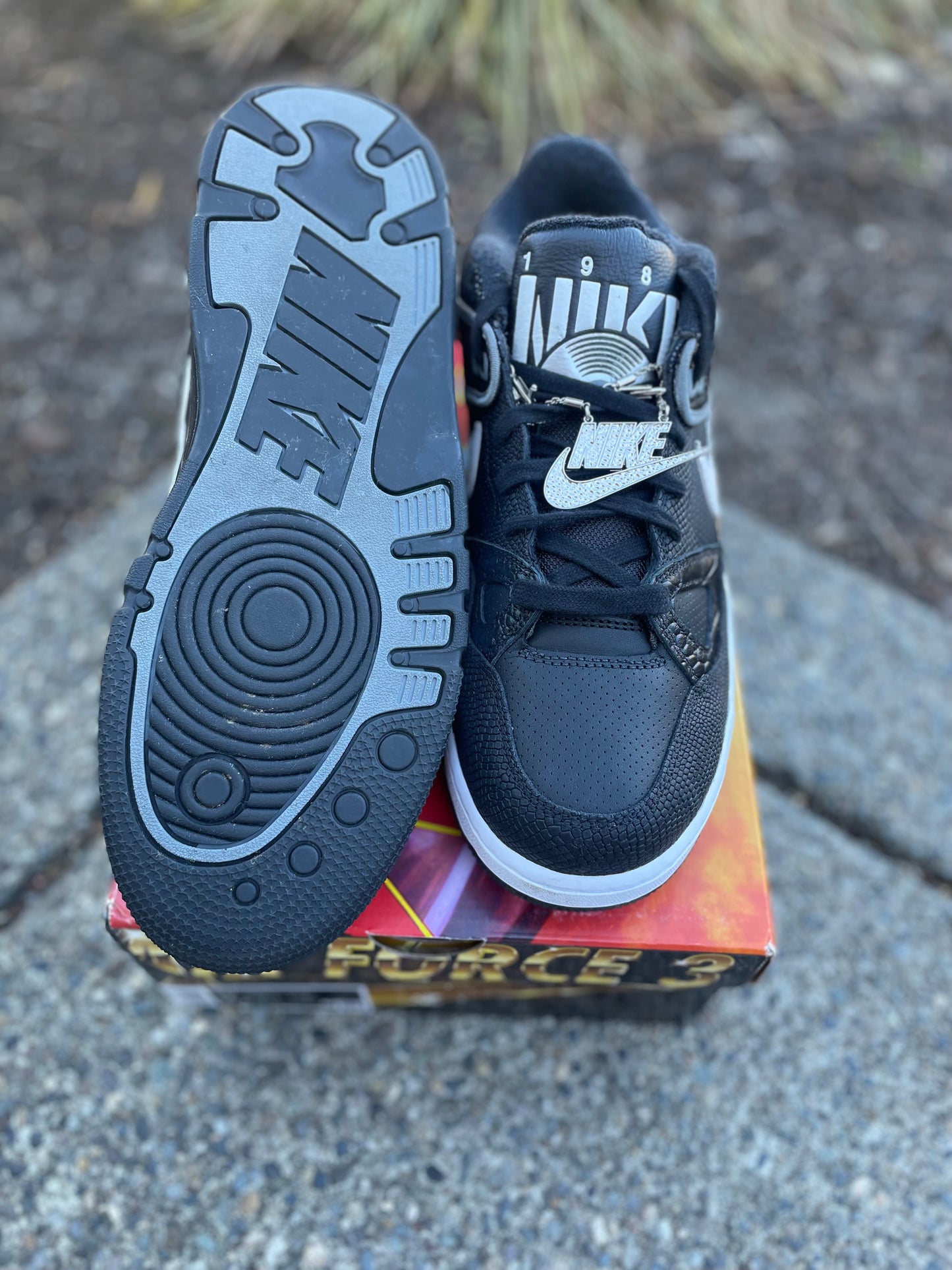 HF7630-001 Pre owned Nike Air Force 3 Low SP “Nigo” size 12 with box