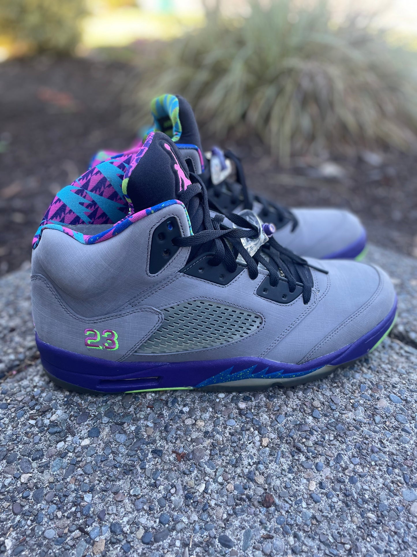 621958-090- Pre owned 2013 Jordan 5 Belair size 13 with box