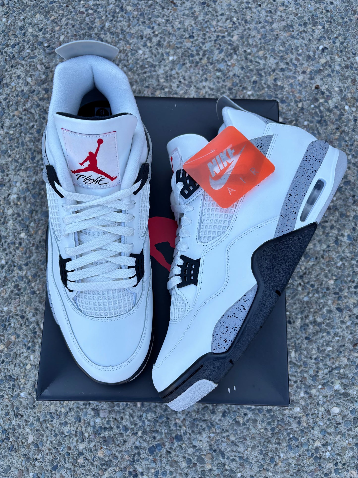 FV5029-100 New Jordan 4 retro white cement size 13 with box